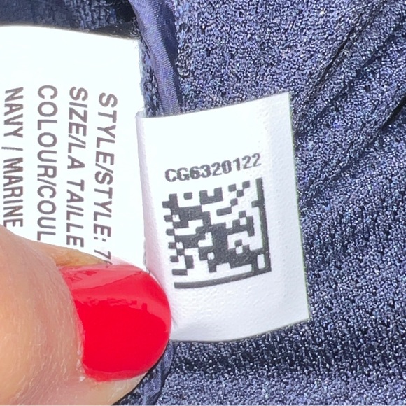 CANADA GOOSE HyBridge Knit Packable Jacket IN Navy NWT size XS - Picture 13 of 13